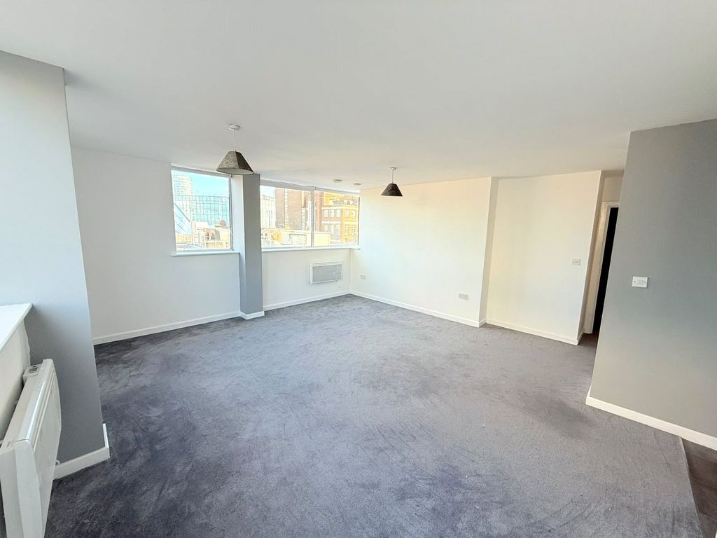 Property photo 2 of 11 Picture No. 05