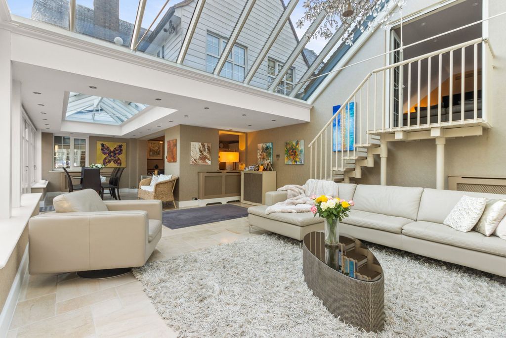 Additional image 13 of 5 bed detached house for salePine Coombe, Croydon CR0