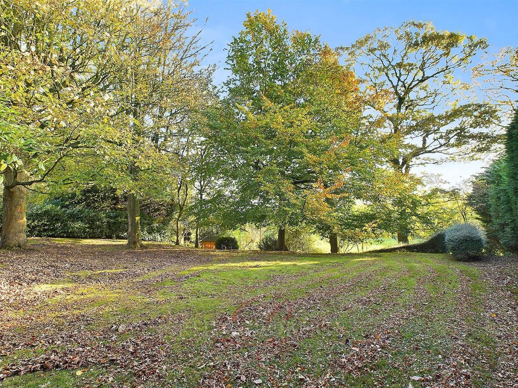 Property photo 3 of 65 Cam04333G0-Pr0017-Still065.Jpg