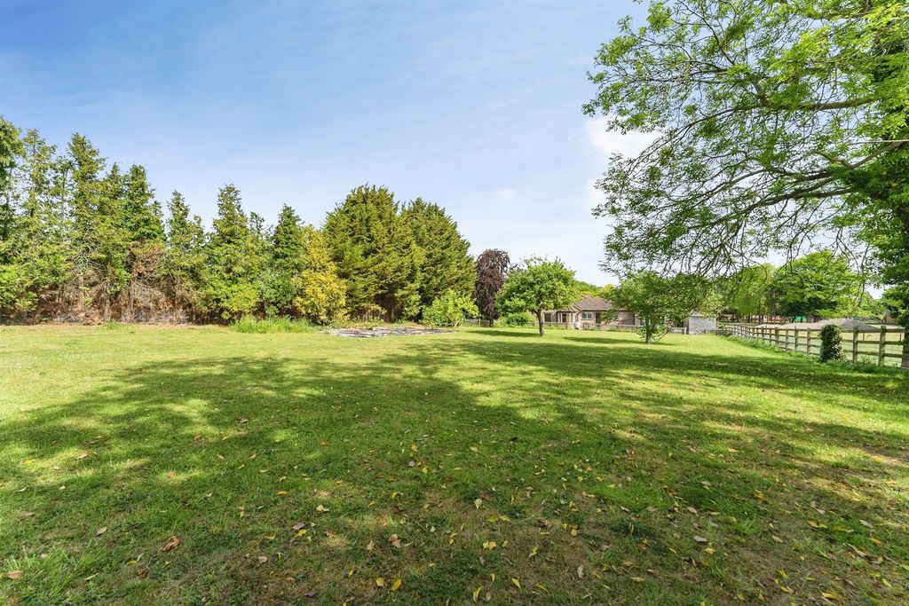 Property photo 3 of 19