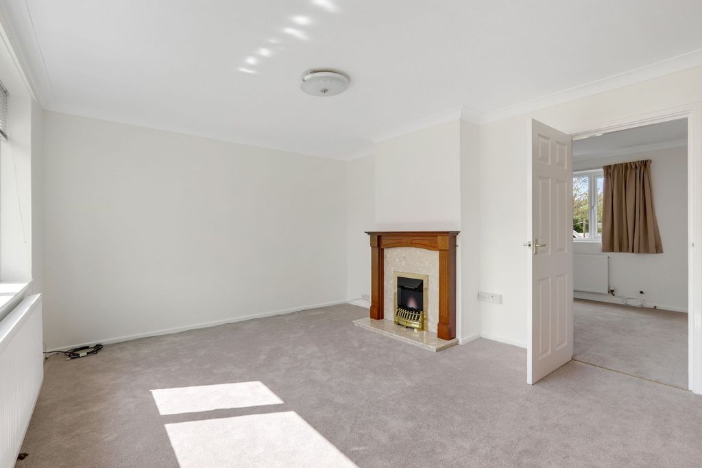 Property photo 2 of 22