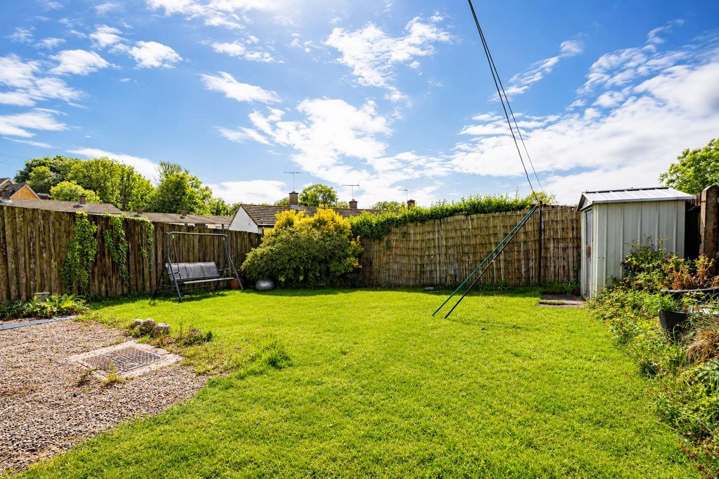 Property photo 2 of 21 25395B2d-Fea0-4Bb3-9904-2A2085741Ad6.Png