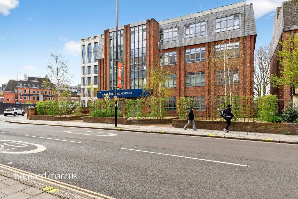 Property photo 1 of 9