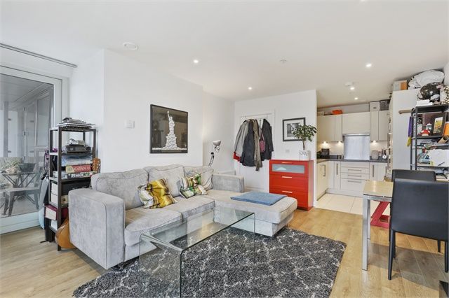 Property photo 3 of 6