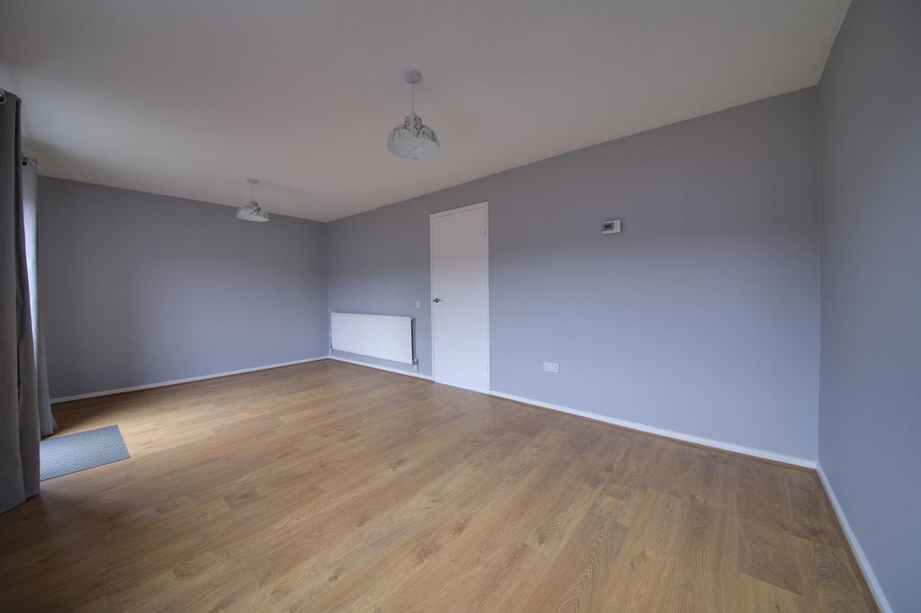 Property photo 3 of 21 Reception