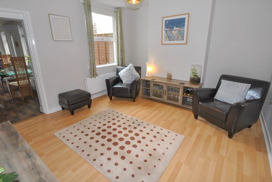 Property photo 3 of 11