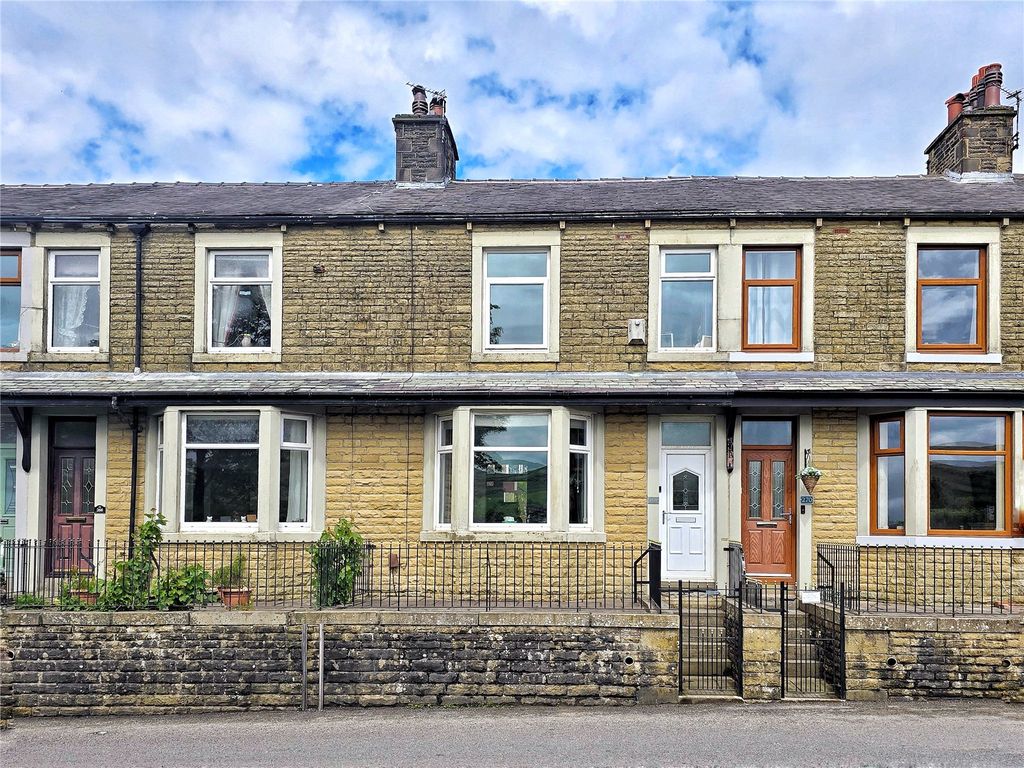 Property photo 1 of 20 Raised Period Home