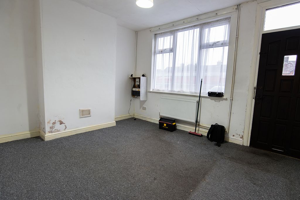 Property photo 2 of 30