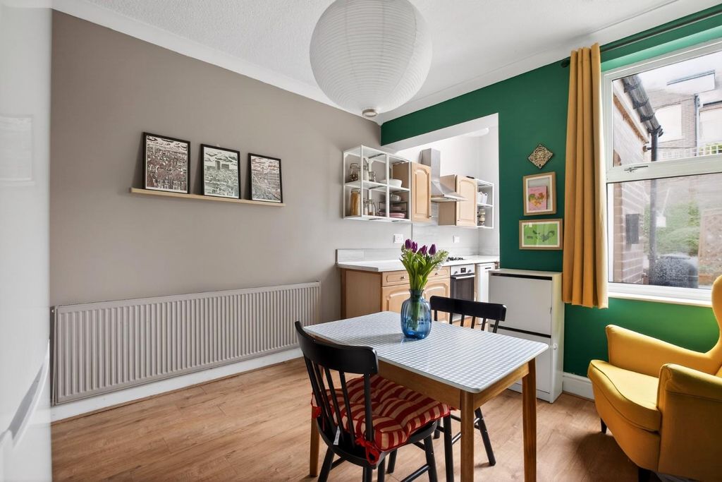 Property photo 3 of 15 Dining Room