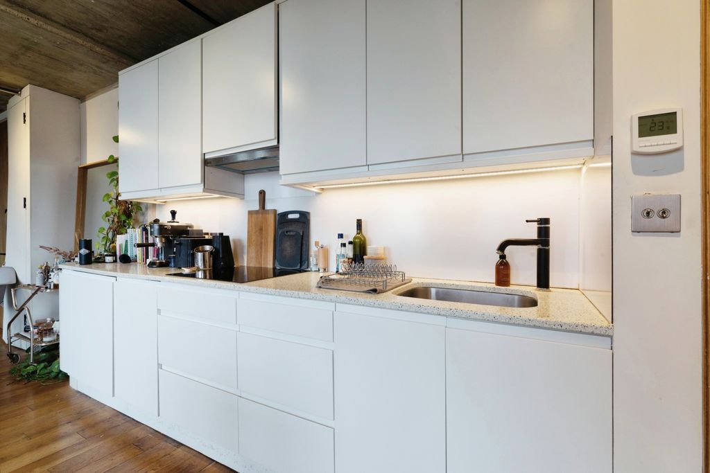 Property photo 2 of 11 2