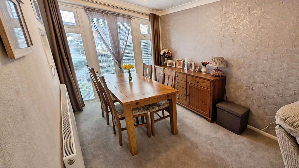 Property photo 3 of 15 Pbox-Img.Jpg