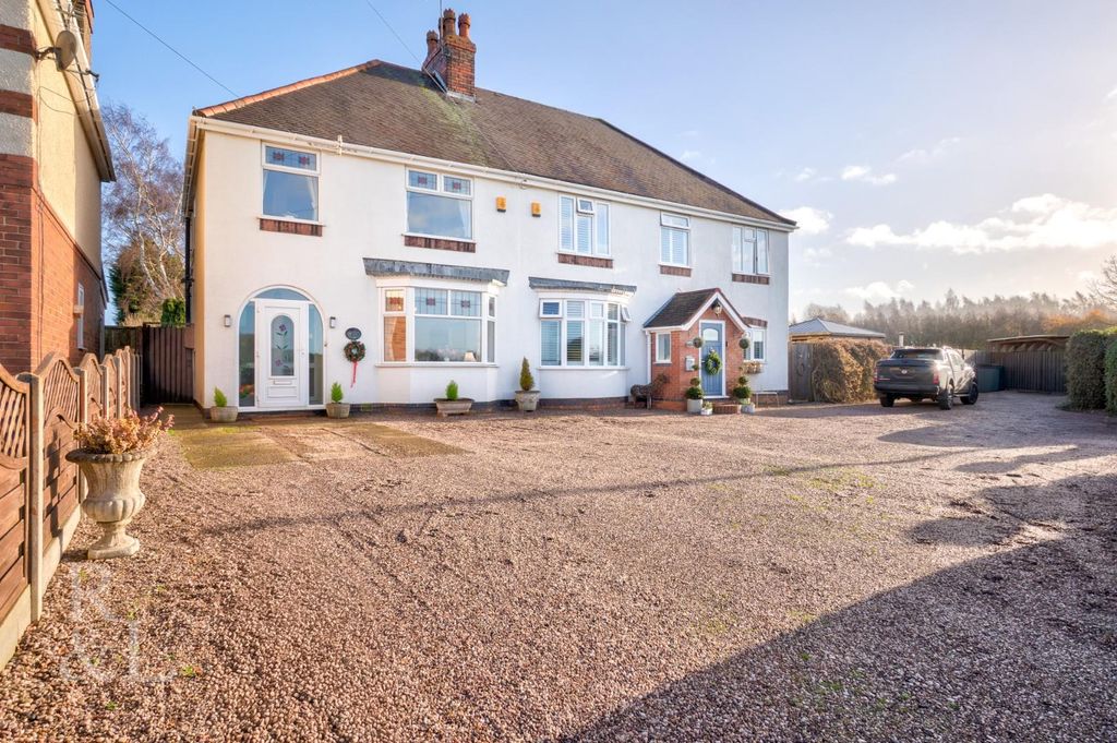 Property photo 1 of 29 191 Acresford (1).Jpg