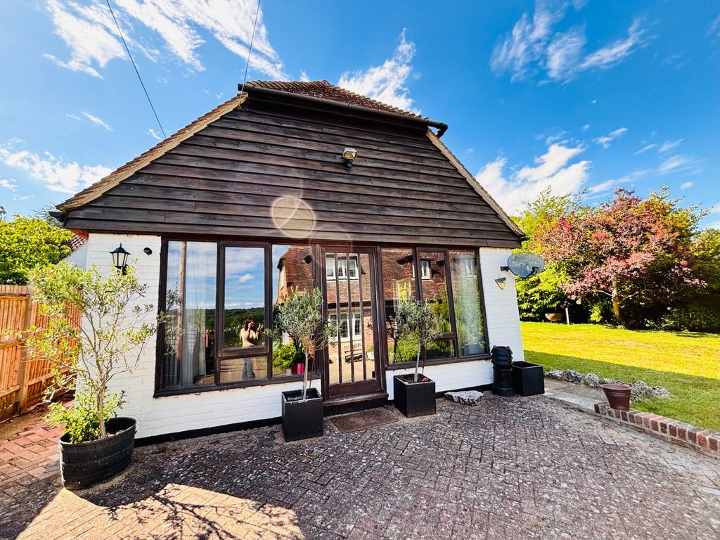 Property photo 2 of 55