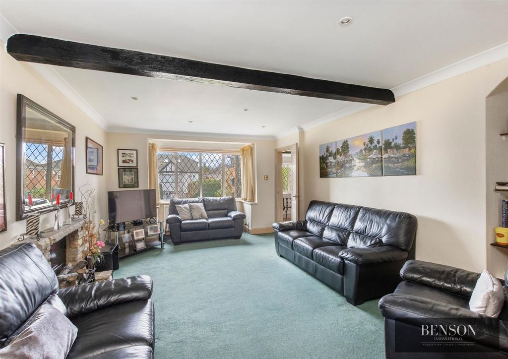 Property photo 2 of 19 6.Jpg
