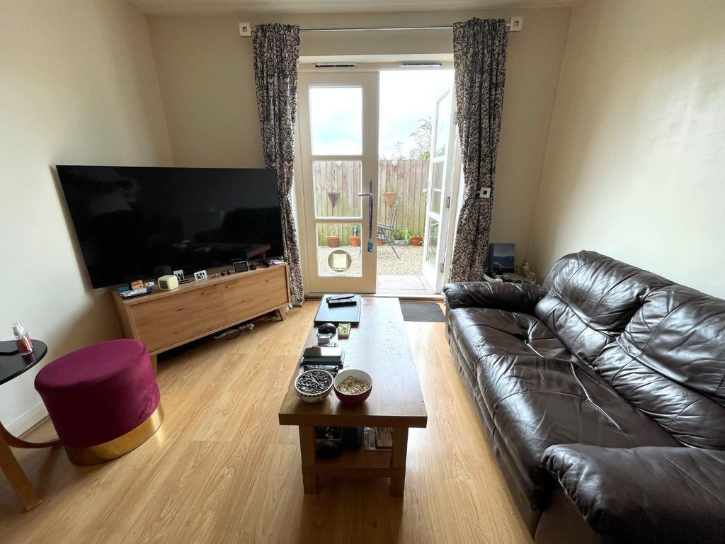 Property photo 3 of 7 Living Room.Jpg