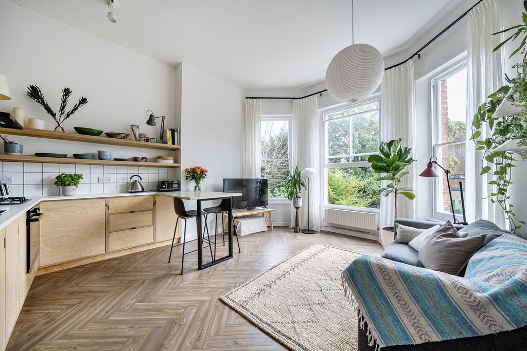 Property photo 3 of 18 1525251 (1).Jpg