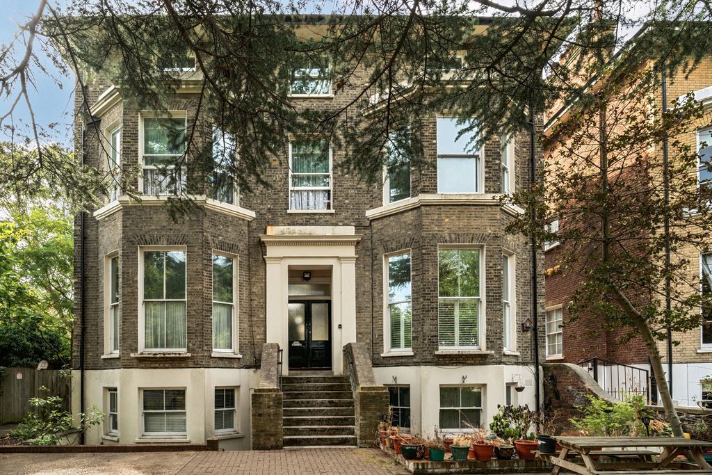 Property photo 1 of 12 1514899-2-1A066A7...