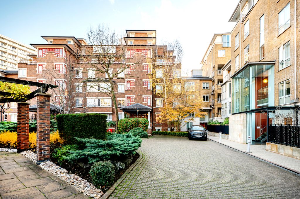 Property photo 1 of 17 Picture No. 19