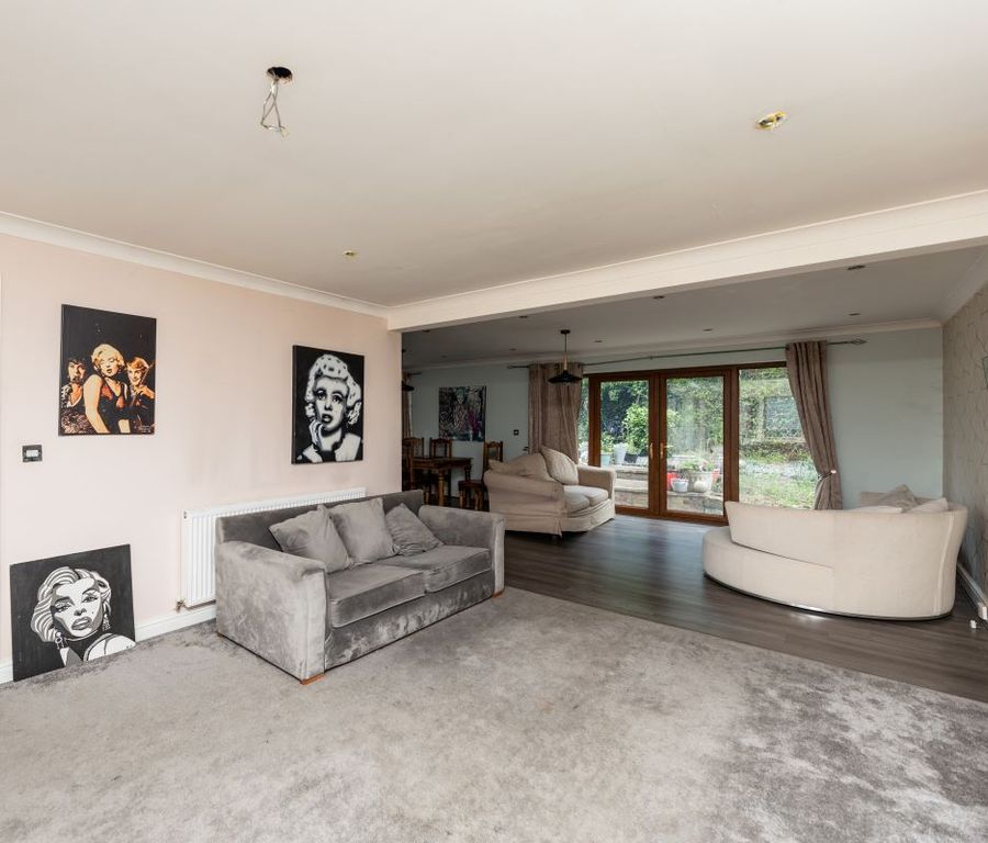Property photo 3 of 21