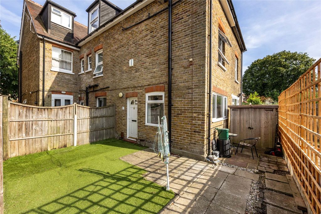 Property photo 1 of 9 Picture No. 03