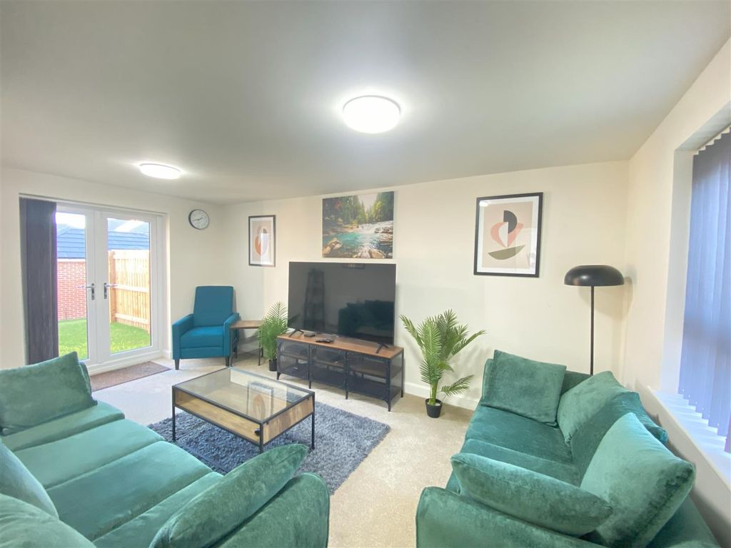 Property photo 3 of 21 20240113_134201097_Ios.Jpg