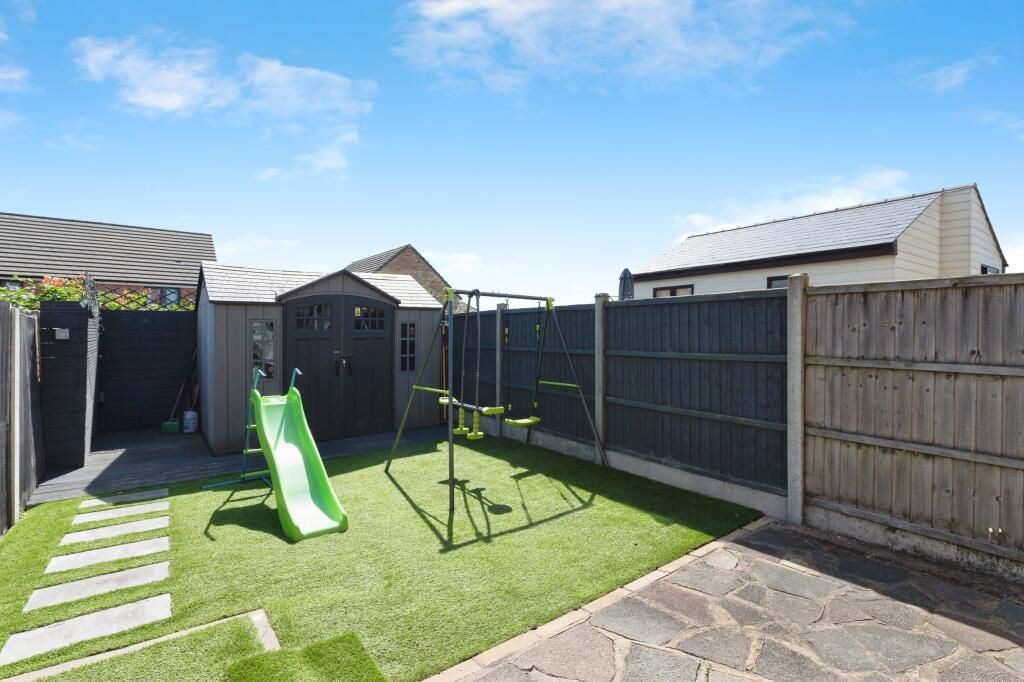 Property photo 2 of 13