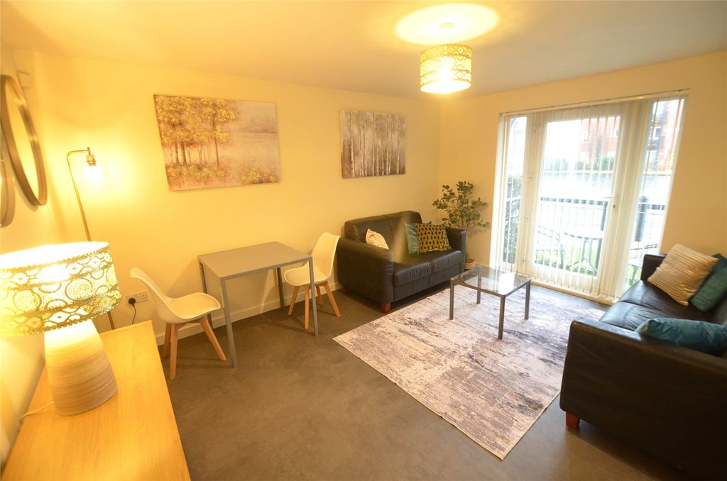 Property photo 2 of 12 Picture No. 38