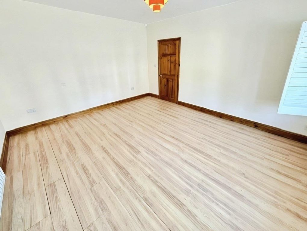 Property photo 3 of 21 539c52A9-Beech3.Jpg