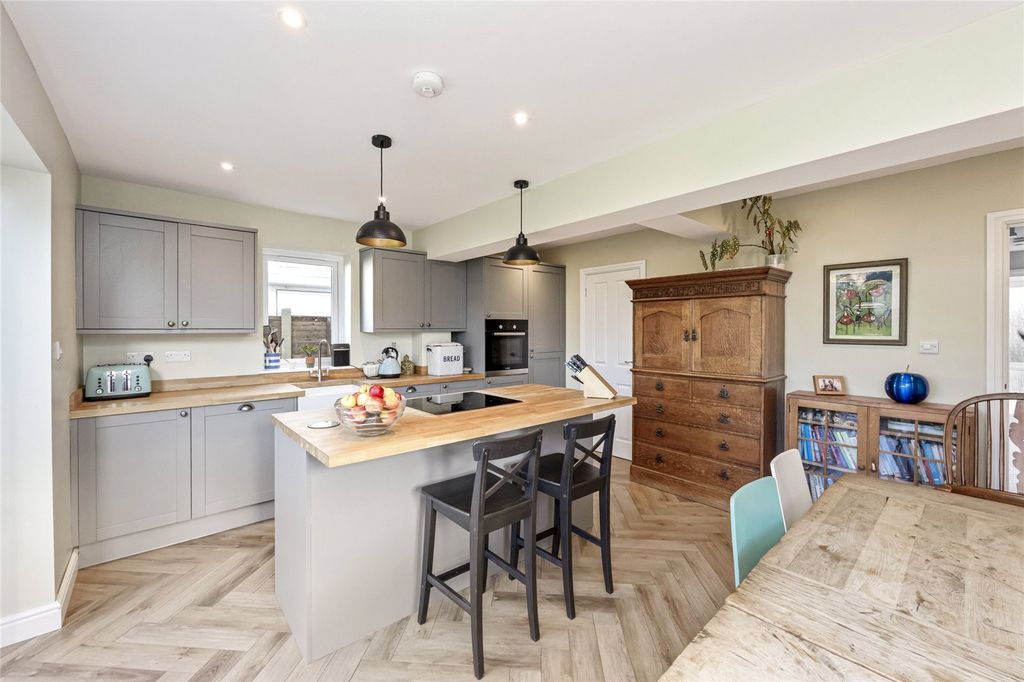 Property photo 3 of 14 Picture No. 20