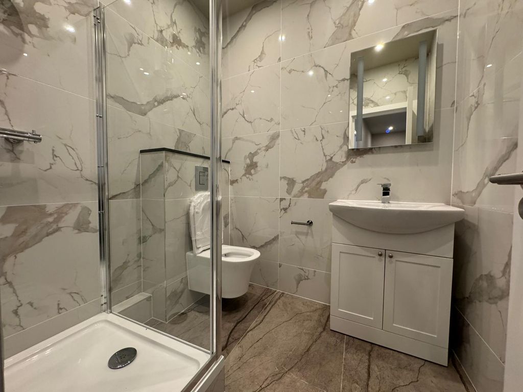 Property photo 3 of 4 Gallery