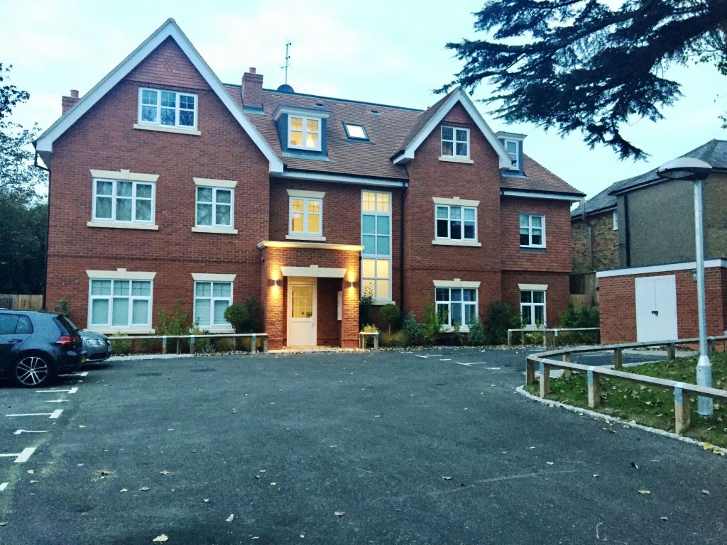 Property photo 1 of 6