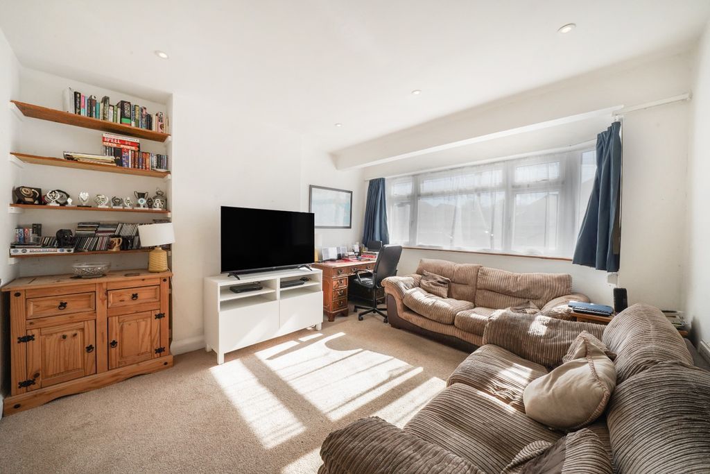 Property photo 2 of 15 5051883