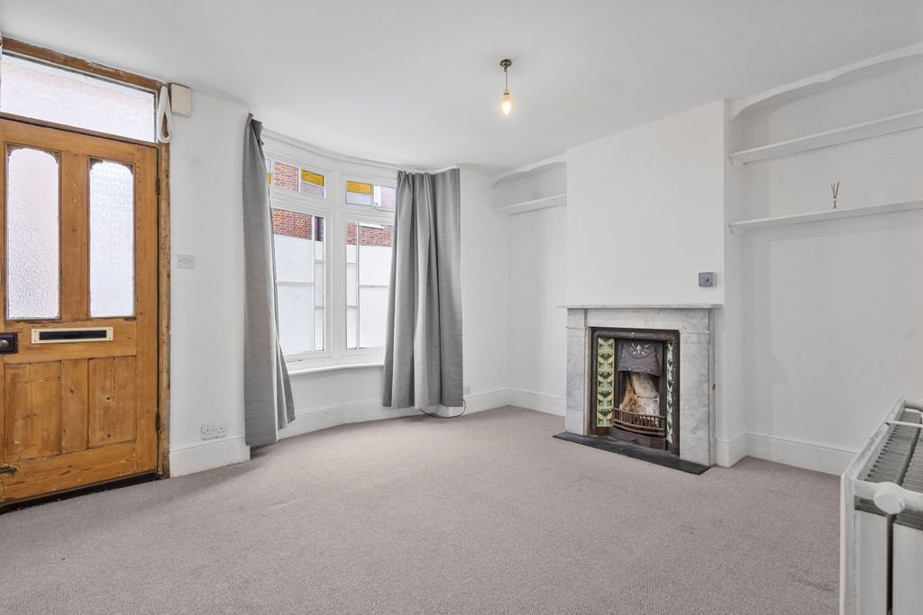 Property photo 2 of 11 CC_Media-20 (2)