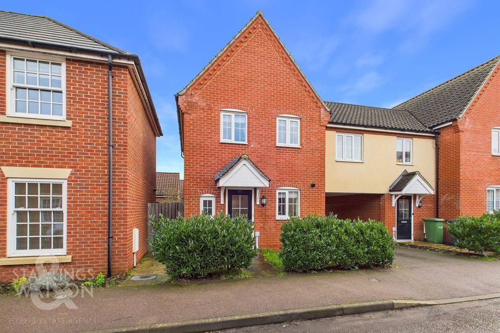Property photo 2 of 16