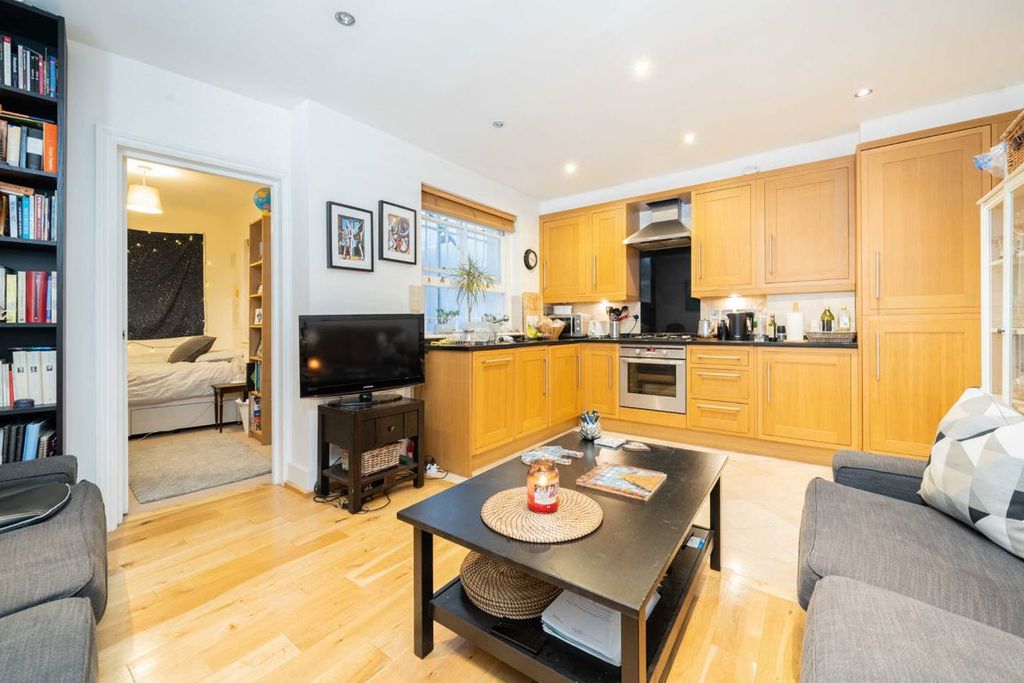 Property photo 2 of 5