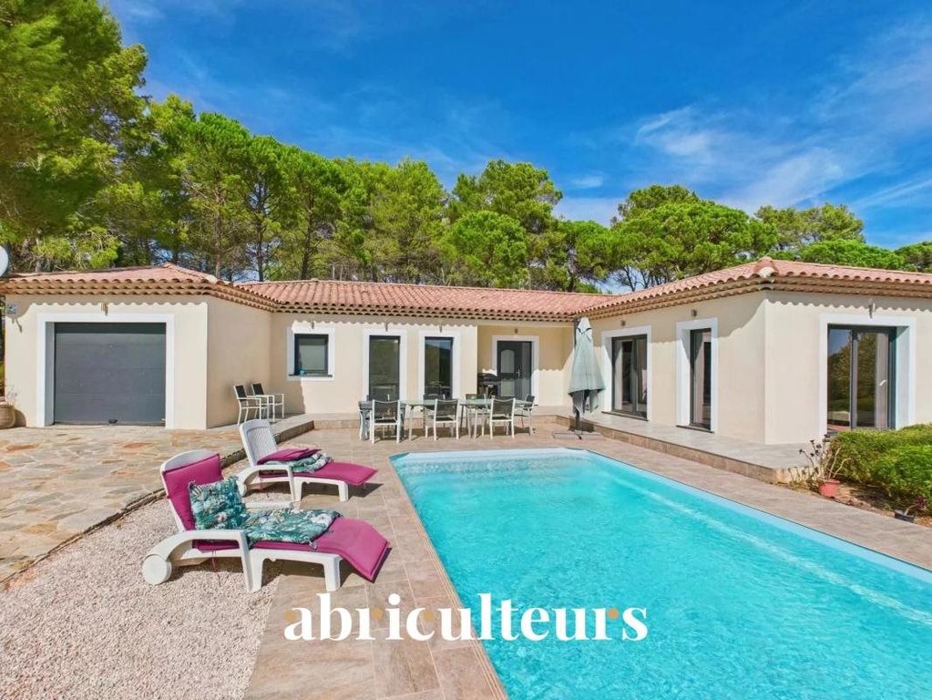 Property photo 1 of 19 Contemporary Villa With Panoramic View For Sale In Bagnols-En-Forêt (83600)