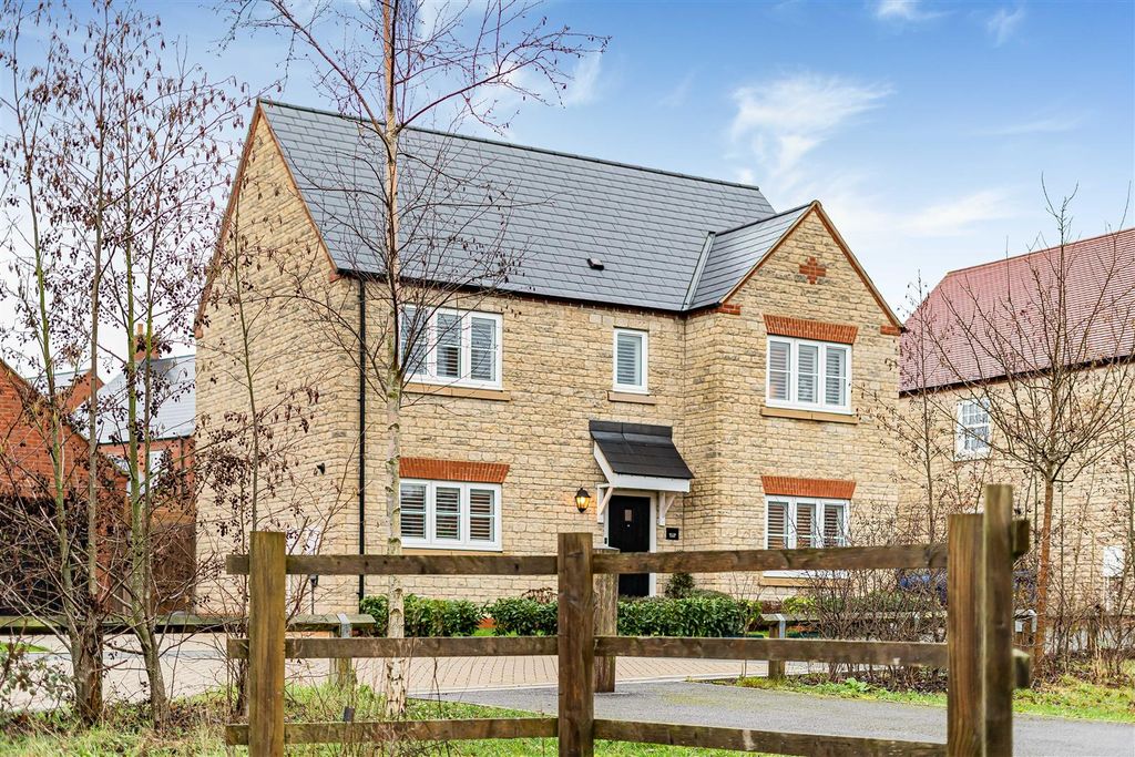 Property photo 1 of 27 12_70869.Jpg