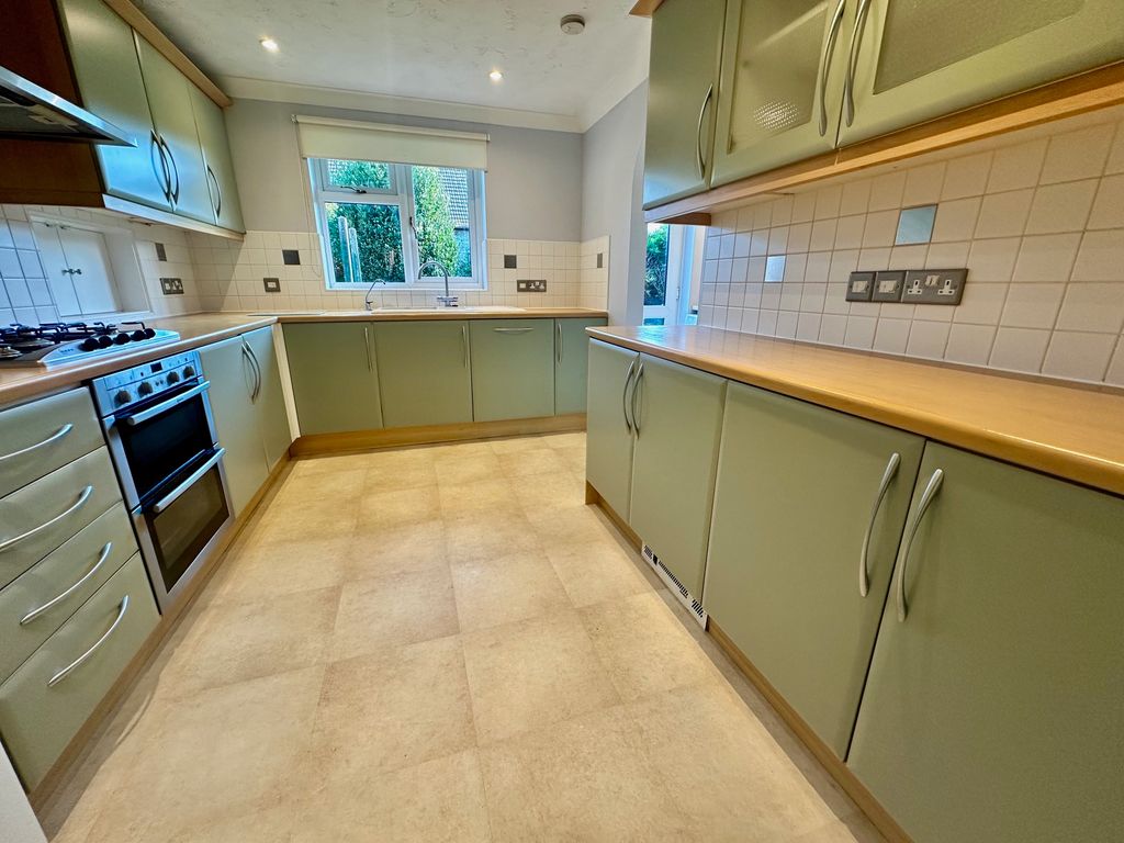 Property photo 2 of 27 Image