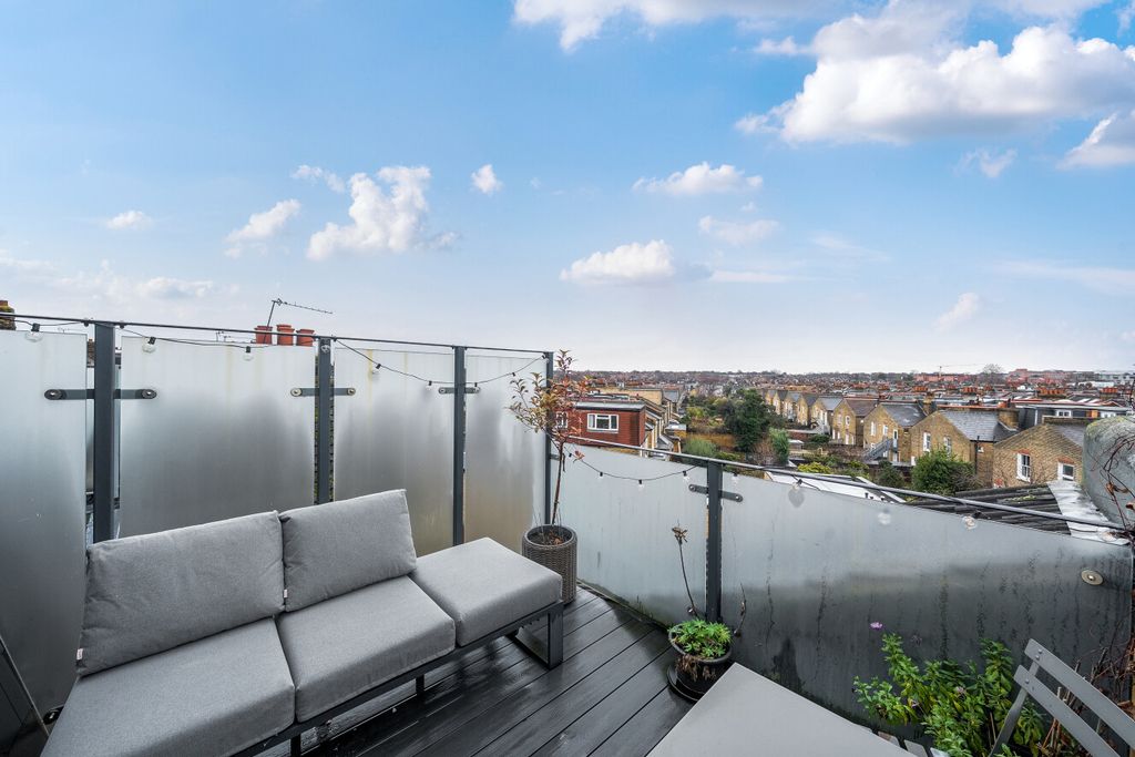 Property photo 1 of 8 1403572-6-6978c2E...