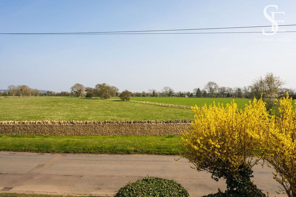 Property photo 1 of 19 Front View