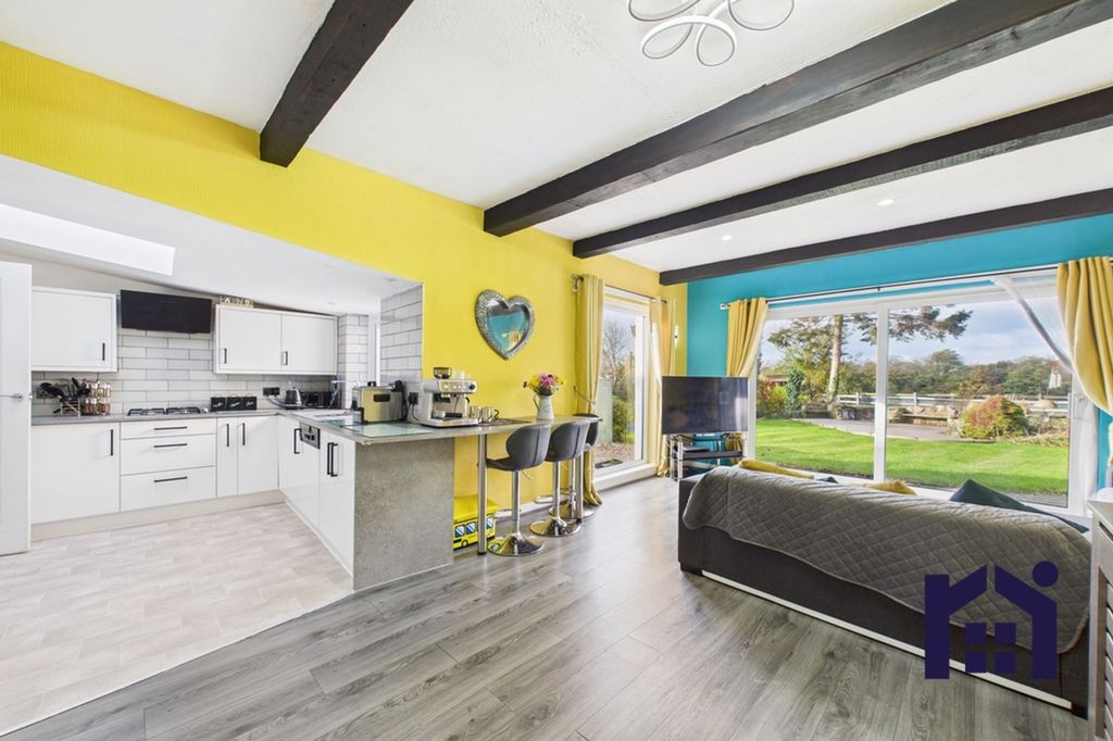 Property photo 2 of 29 Heart Of The Home