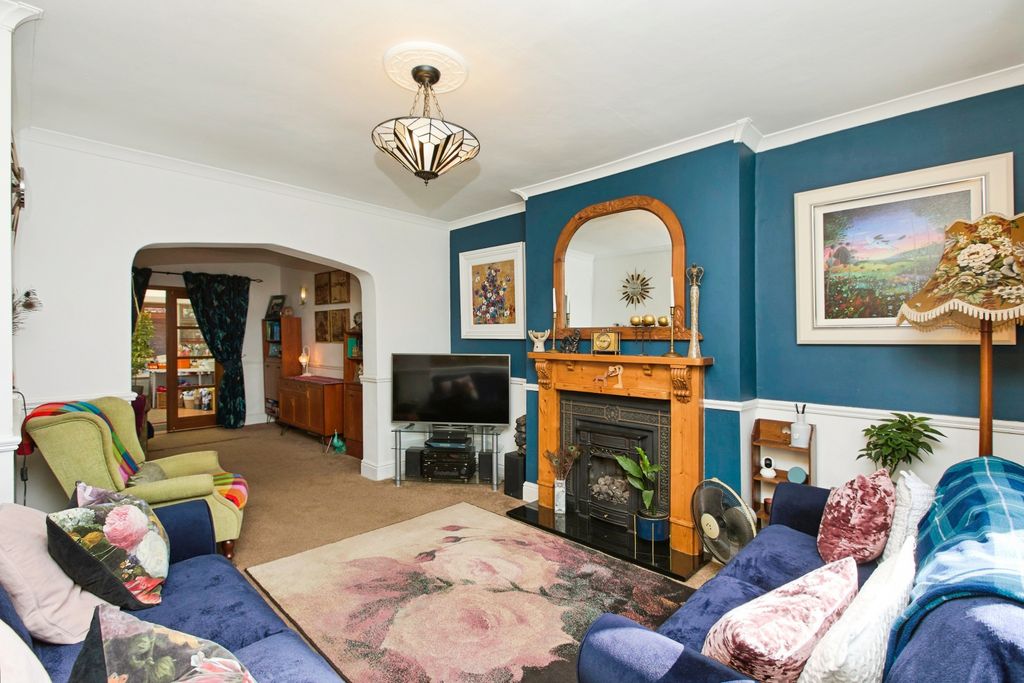 Property photo 2 of 20 Img_6504