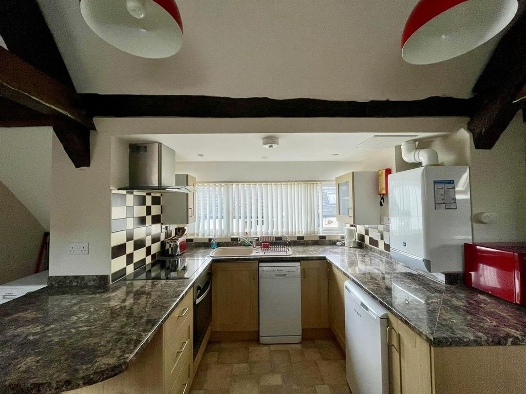 Property photo 3 of 13 Kitchen / Diner 3 Of 3