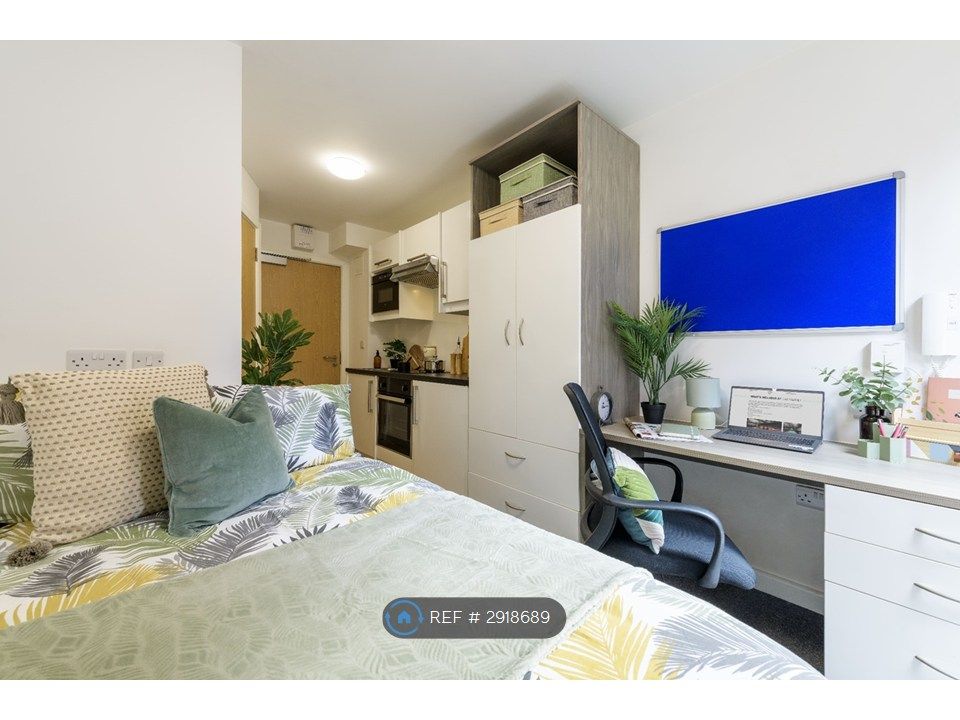 Property photo 1 of 9 Studio Apartment