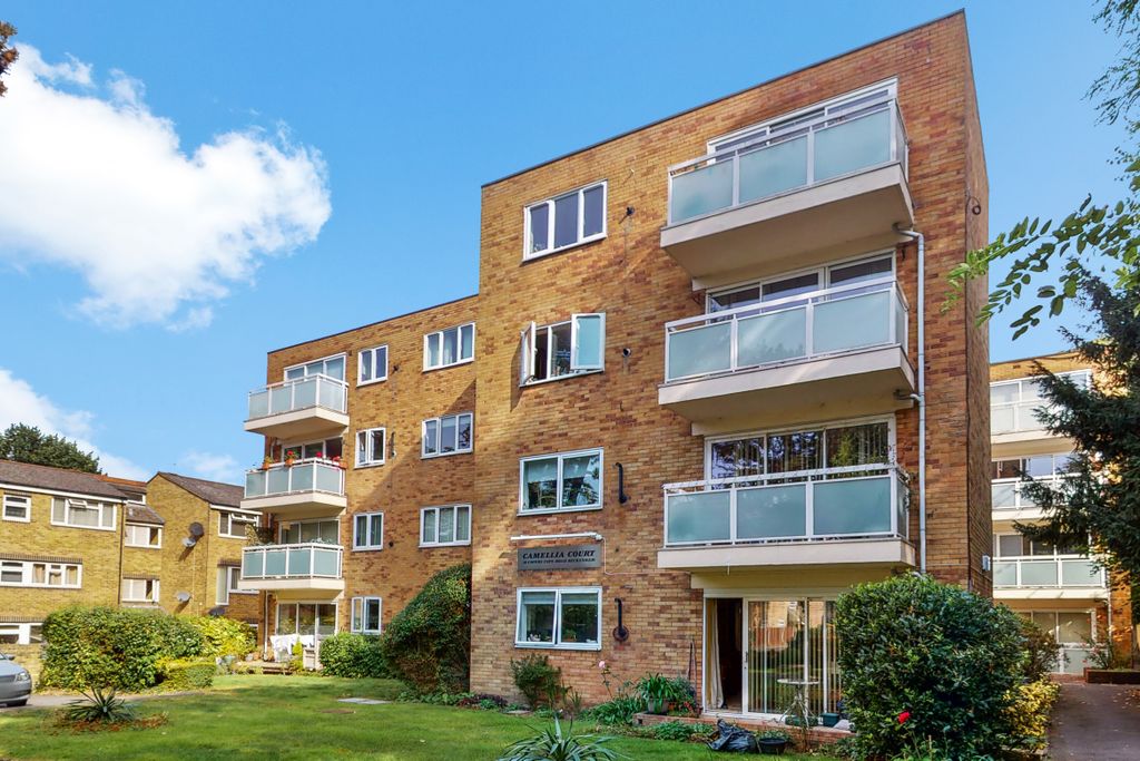 Property photo 1 of 8