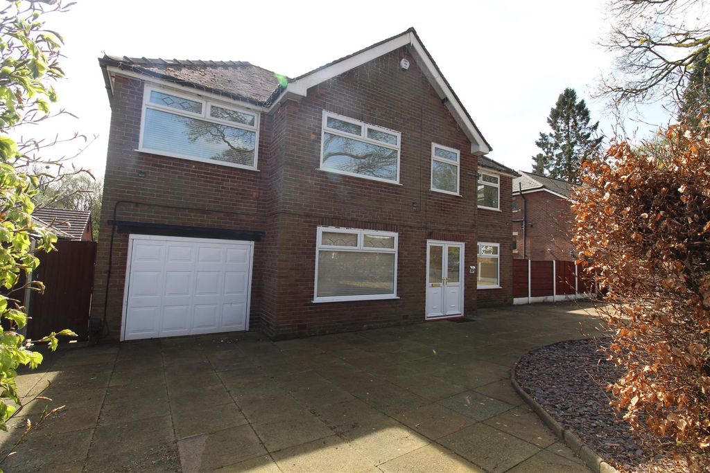 Property photo 2 of 20 External