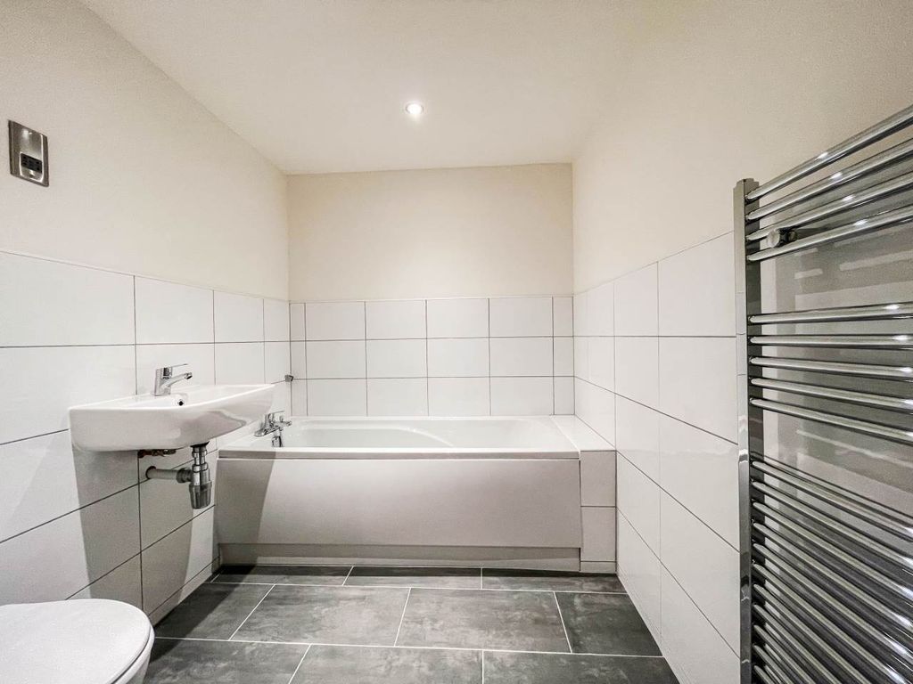 Property photo 2 of 9 Img_2097