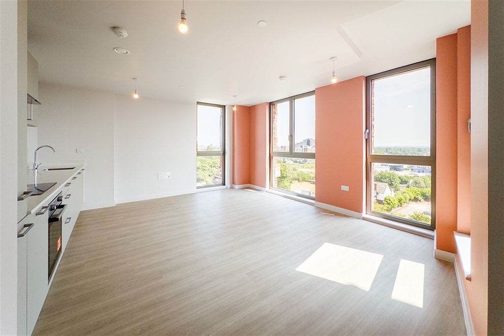 Property photo 1 of 11 (Main)