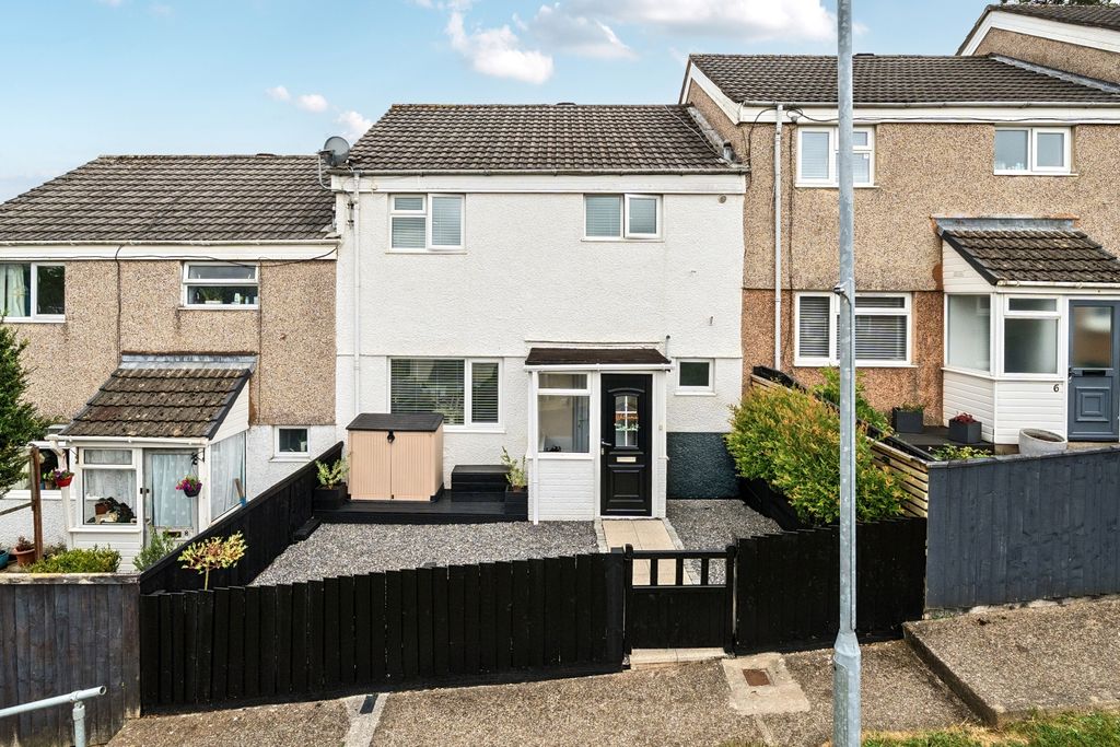 Property photo 2 of 25 1498596-2-19Fa43B351Adf