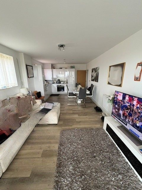 Property photo 3 of 12